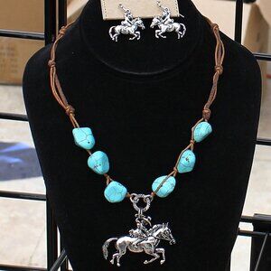 Womens Ladies Chunky Turquoise Arabian Horse Brown Suede Necklace Earrings Set
